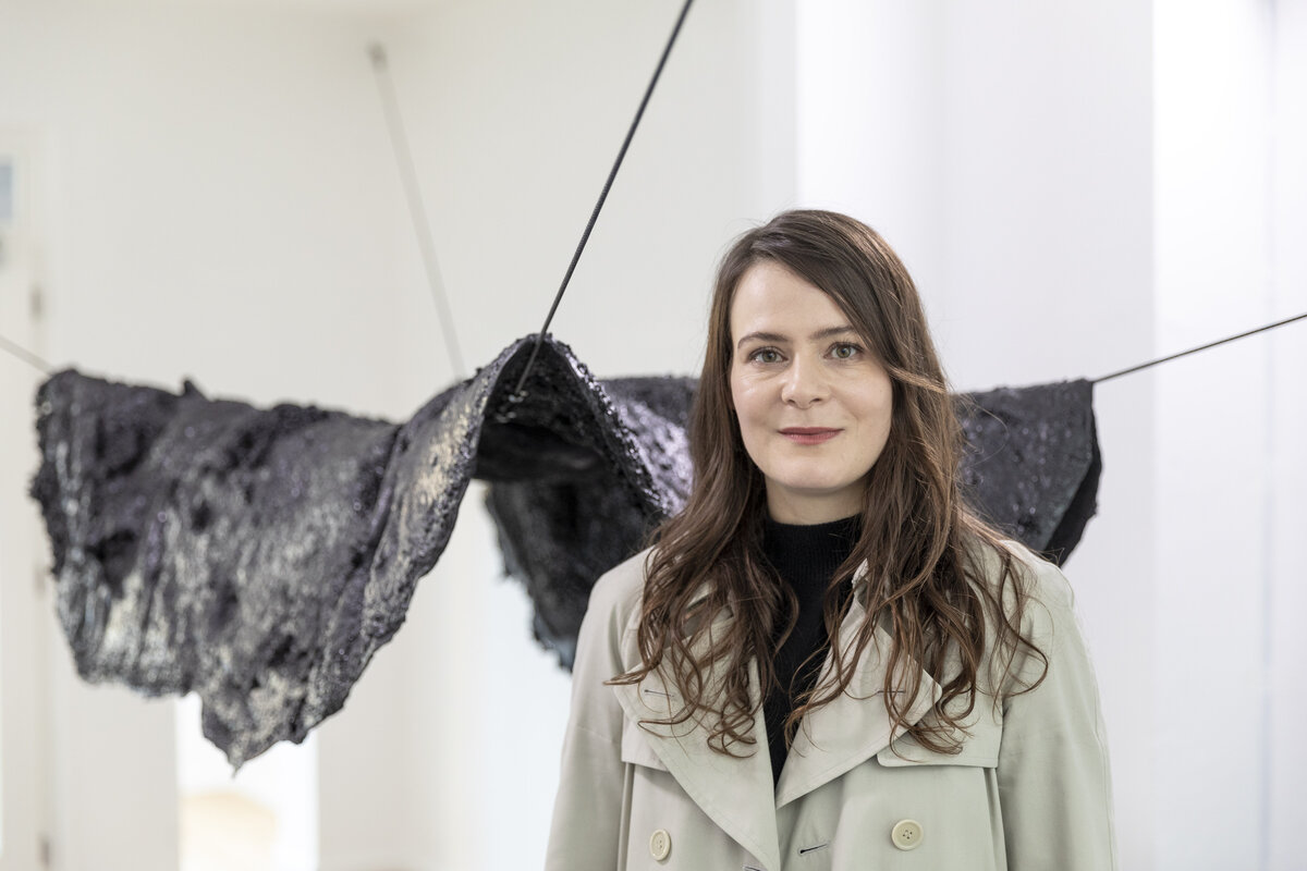 Elena Greta Falcini präsentiert ihre Ausstellung reminiscence | © Philipp Reiss